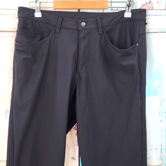 Lululemon ABC Classic-Fit 5 Pocket - Picture 4 of 10